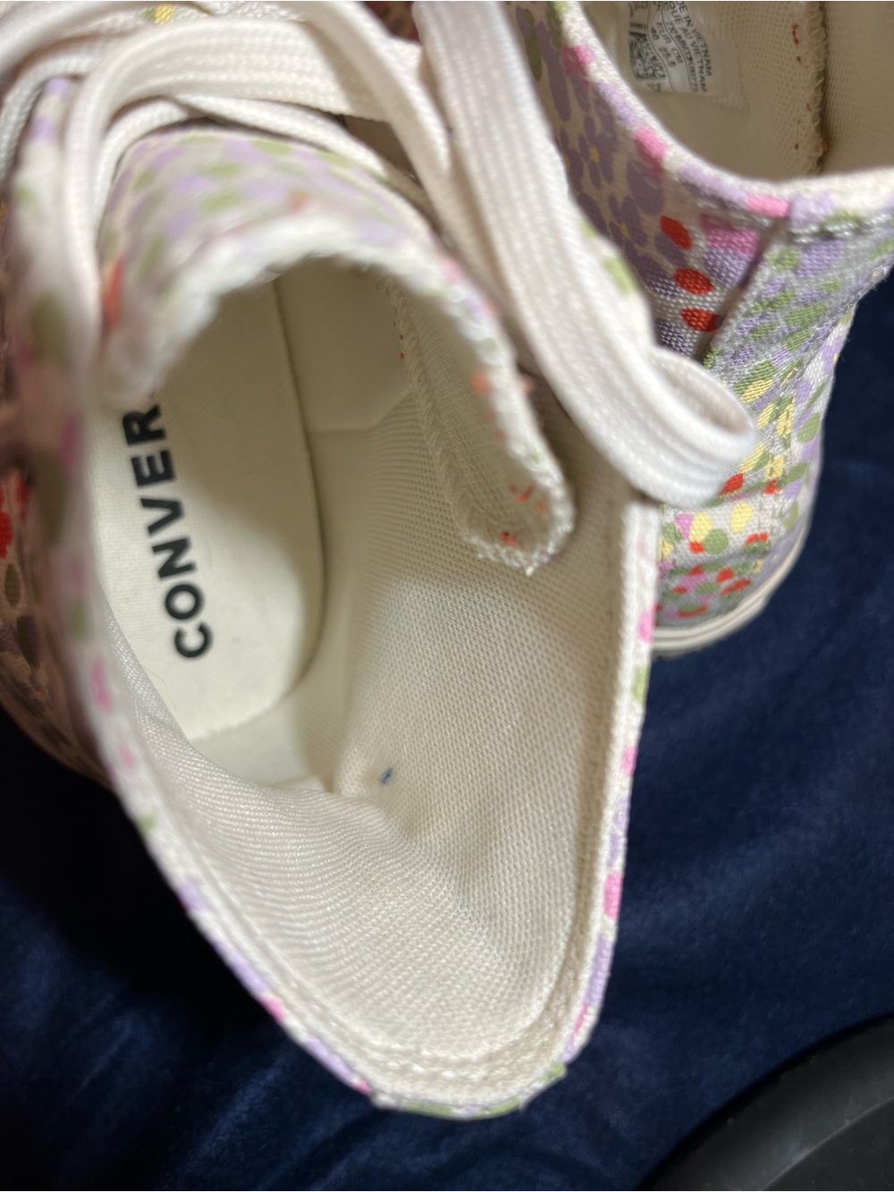 Converse Chuck Taylor High Top Multicolor Confetti Dot - Size 9 - Picture 8 of 14
